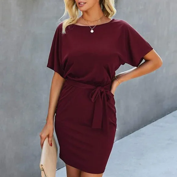 Maroon Solid Batwing Sleeve Belted Fitted Dress | Color: Red | Size: L | Achisom1'S Closet Maroon Solid Batwing Sleeve Belted Fitted Dress | Color: Red | Size: L | Achisom1'S Closet